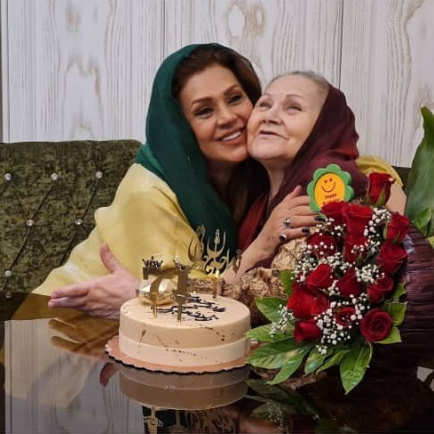 تولد مادر نسرین مقانلو