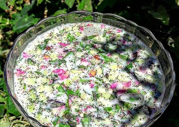 آب دوغ خیار