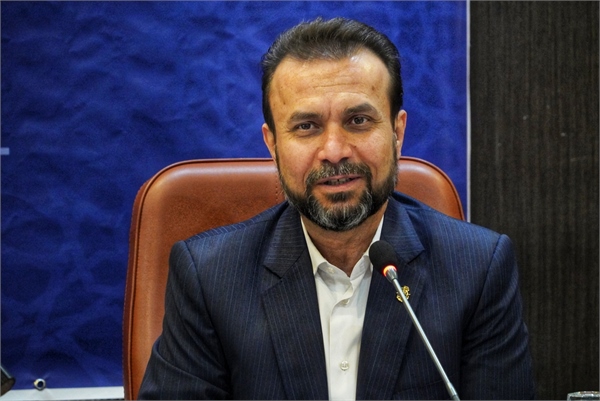 نشست خبری مدیر کل و مدیران بنادر و دریانوردی استان هرمزگان با اصحاب رسانه