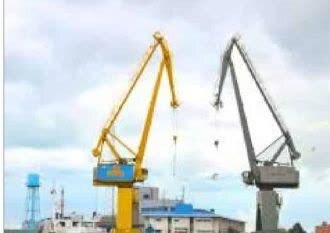 اپراتور  هندی  پای کار رونق بندر چابهار