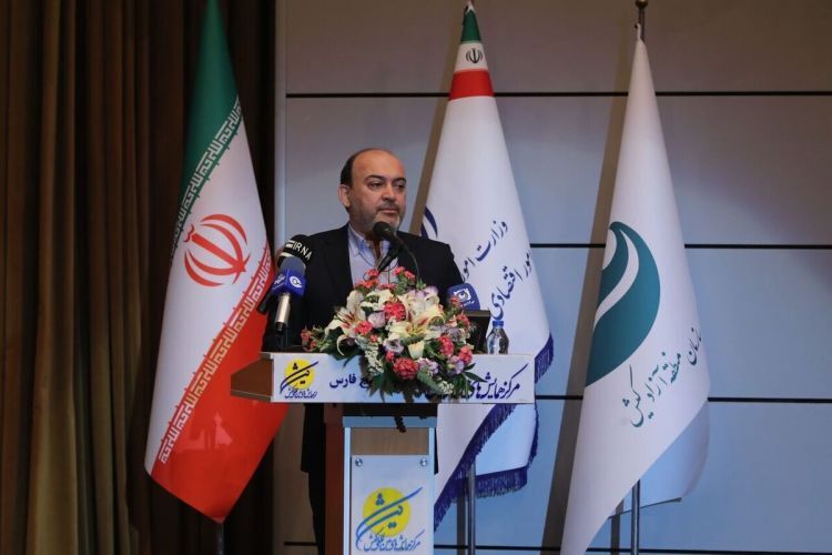 کیش نقش محوری در اقتصاد دریا محور دارد کیش نقش محوری در اقتصاد دریا محور دارد
