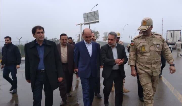 پیمانکار بخش خصوصی و سازمان بنادر به تعهدات خود درباره بندر آستارا عمل کنند